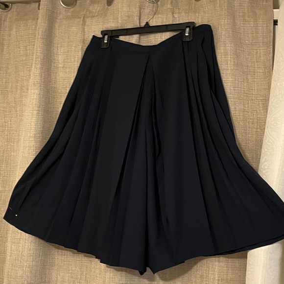 Navy Blue, Elegant Gaucho Tori Burch Pants